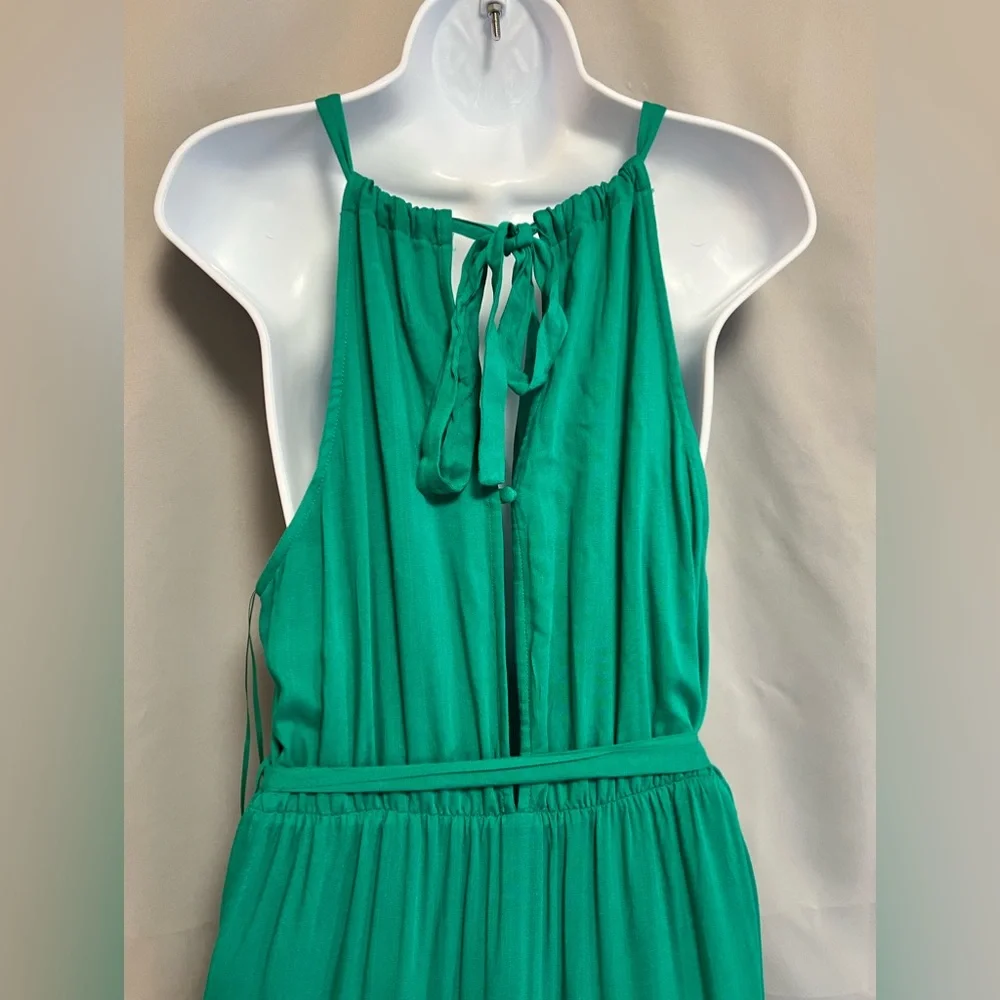 Bluivy‎ Halter Maxi Dress Green Layered NWT Women’s Medium